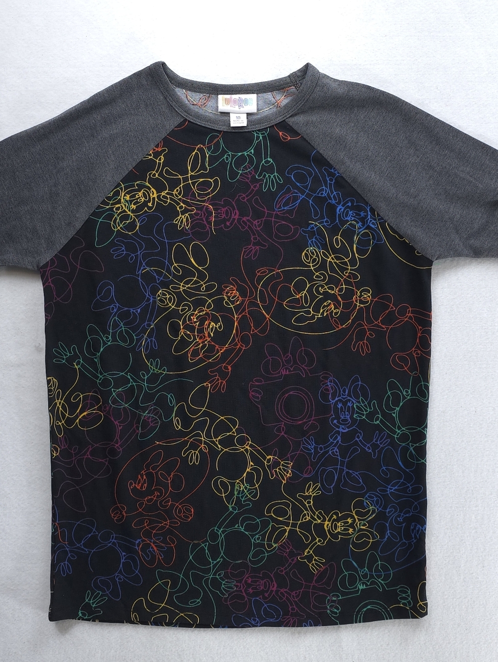 LuLaRoe Kids Disney Mickey Minnie Mouse Raglan Sleeve Graphic T-Shirt Size 10
